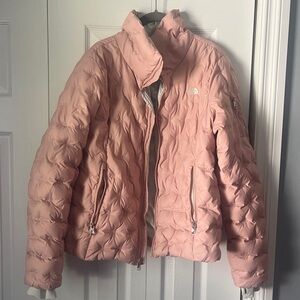 women’s pink north face coat